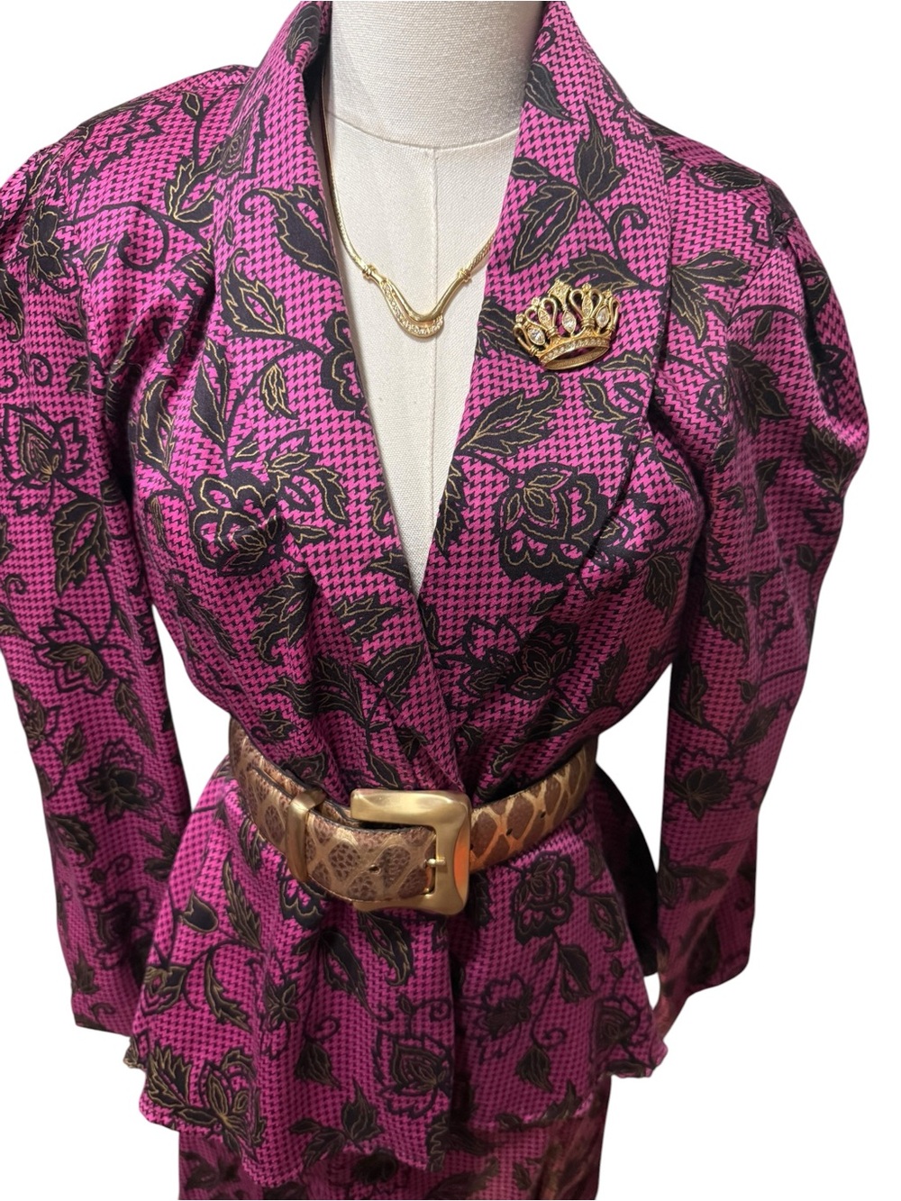 ❌sold❌Vintage 80s Monique Fashions Pink Floral Peplum Skirt Suit 9/10 Rayon - Picture 9 of 14